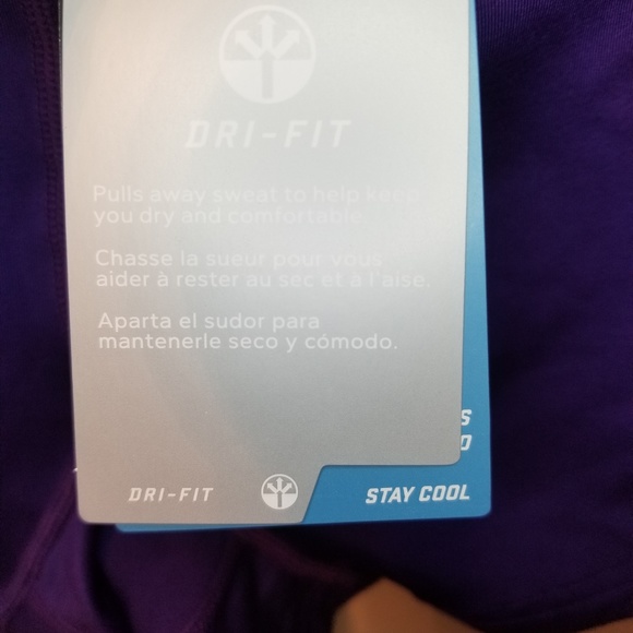 NWT Nike Performance Women Training Short MSRP$30 - Picture 4 of 5